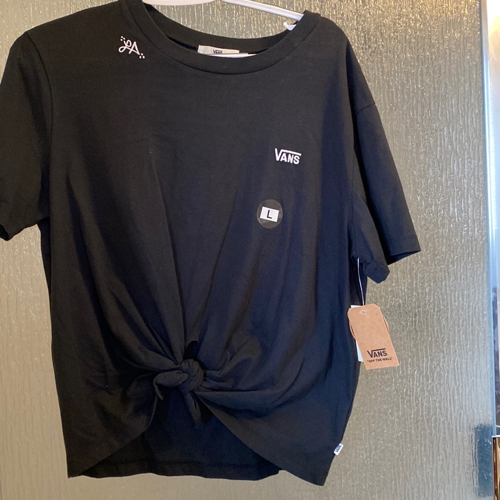 Black vans t shirt